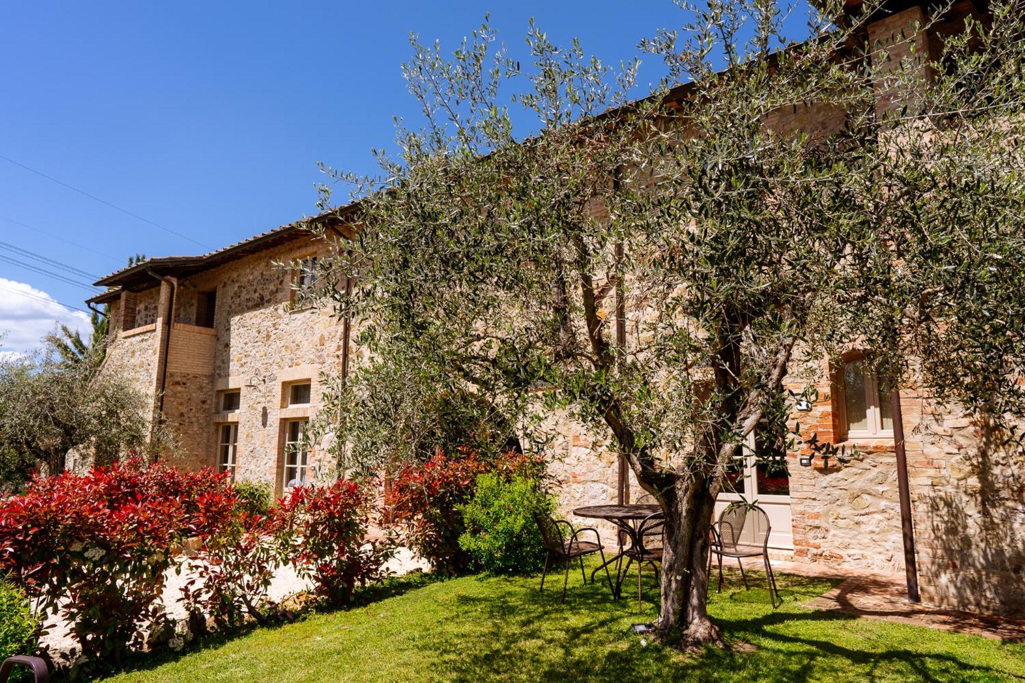 Villa Agriturismo Le Beringhe Colle di Val d'Elsa Exterior foto